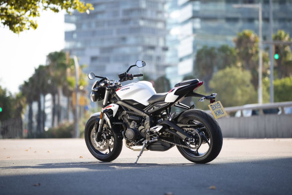 street triple luggage